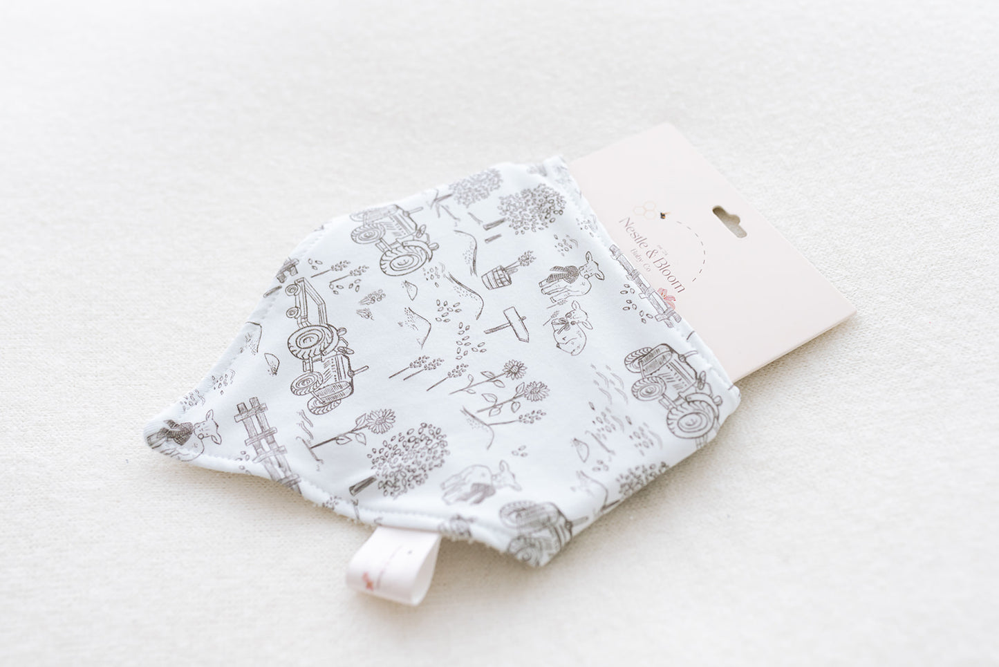 Organic Cotton & Bamboo Baby Bibs - Soft, Absorbent, Essential